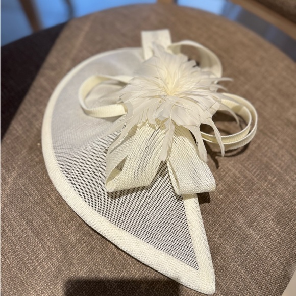 Self-Portrait Boucle Mini Dress With Tags! Cream Metallic. Free Matching Hat! - Picture 10 of 11